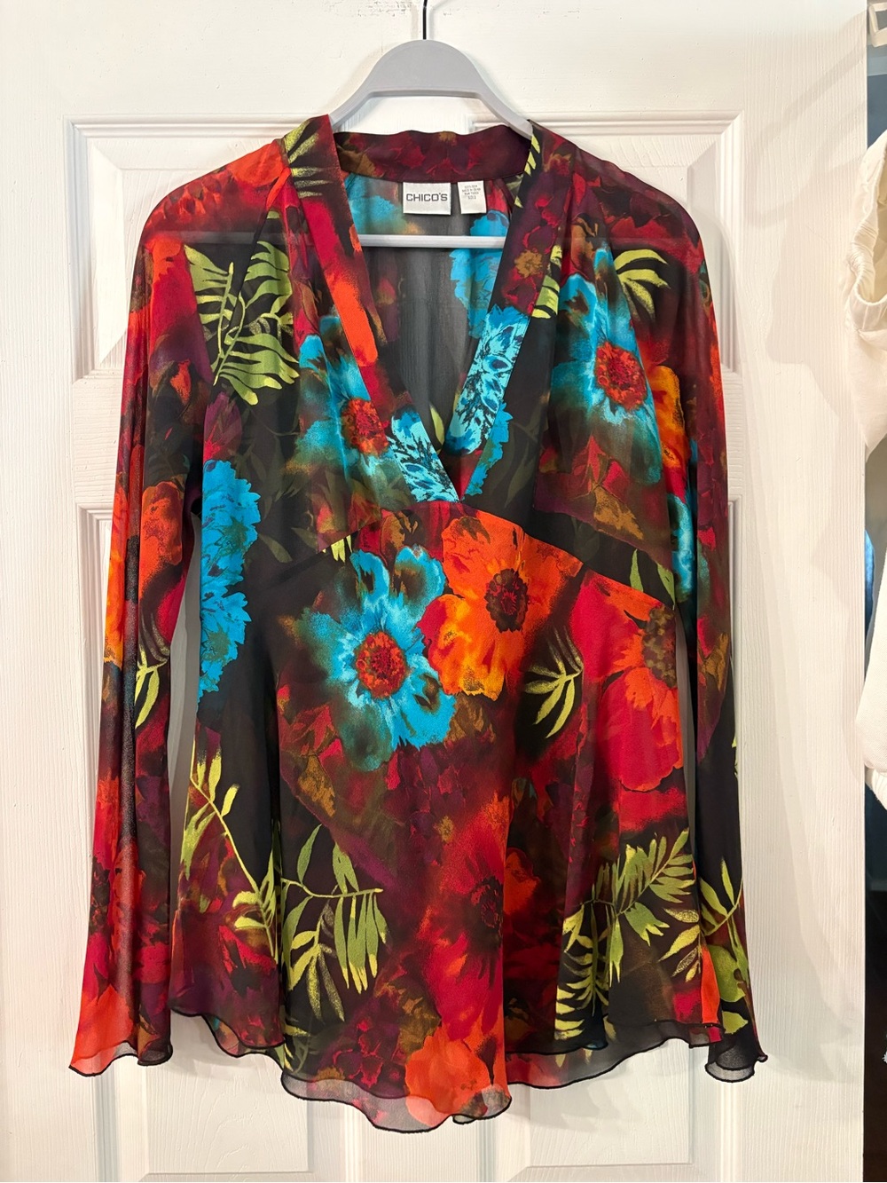 Chico's Floral V-Neck Long-Sleeve Blouse size Large